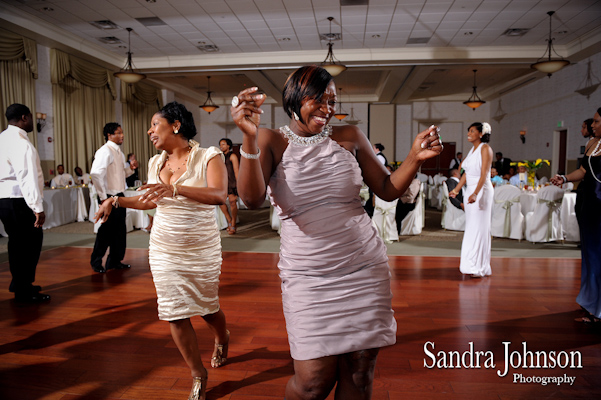 Best Lake Mary Events Center Wedding photographer - Sandra Johnson (SJFoto.com)